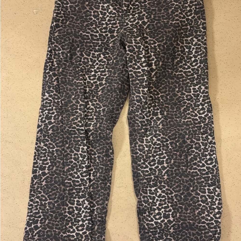 Pull&Bear Leopard Print Boyfriend Jeans